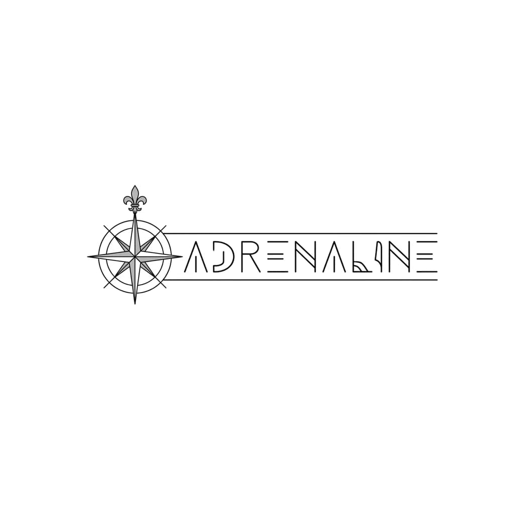 Sur mon avant bras droit je veux un tatouage minimaliste, avec une rose des vents, fleur de lys, le mot adrénaline avec les lettres égyptiennes…